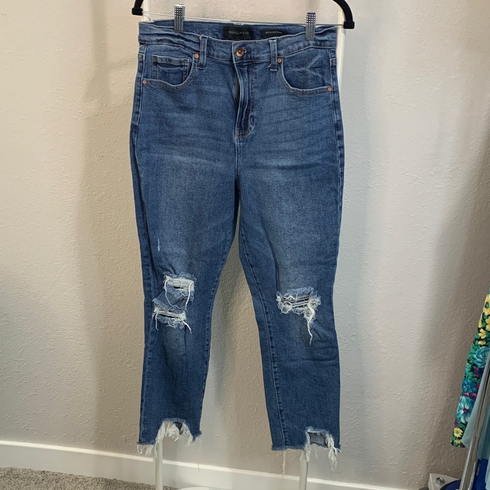 Kendall & Kylie‎ Distressed Blue Ankle Jeans
